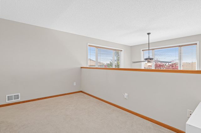 20576 Hampshire Way, Lakeville, MN 55044