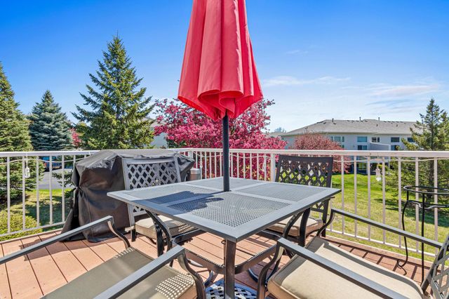 20576 Hampshire Way, Lakeville, MN 55044