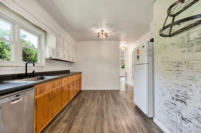 10780 Tennessee 68, Grandview, TN 37337