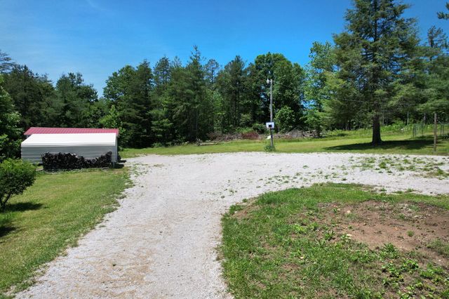 10780 Tennessee 68, Grandview, TN 37337