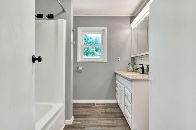 10780 Tennessee 68, Grandview, TN 37337