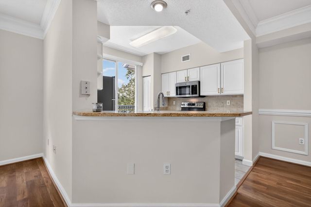 2044 Alta Meadows Lane 1801, Delray Beach, FL 33444