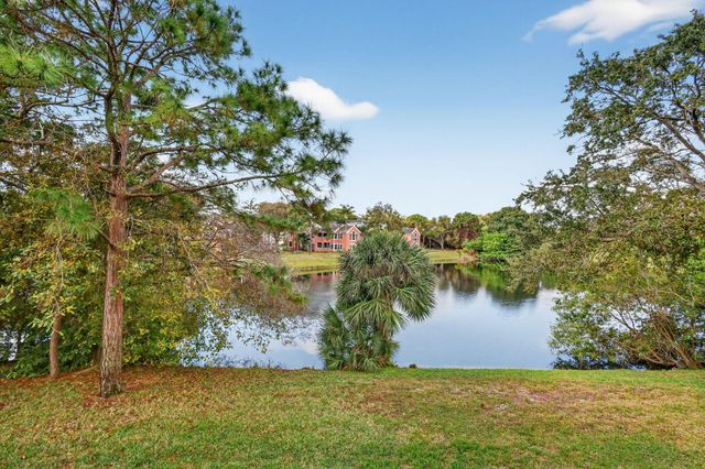 2044 Alta Meadows Lane 1801, Delray Beach, FL 33444