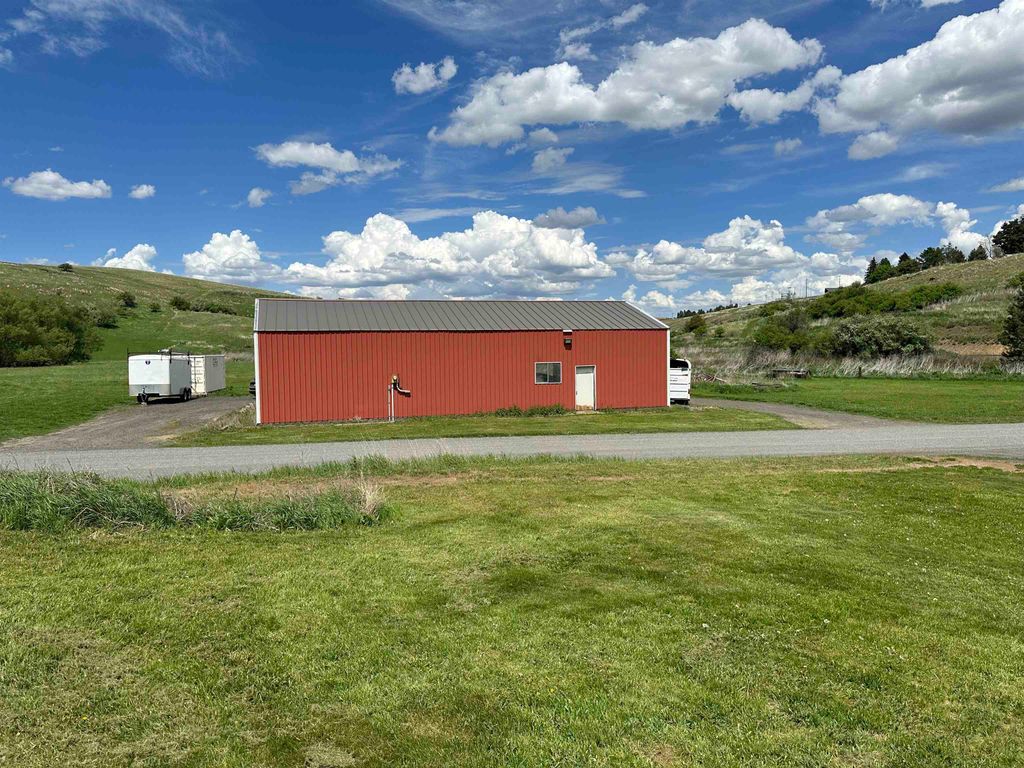7XX S Armstrong Rd, Pullman, WA 99163 photo 5