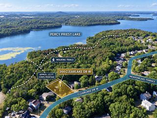 344 Clearlake Dr, W, Nashville, TN 37217