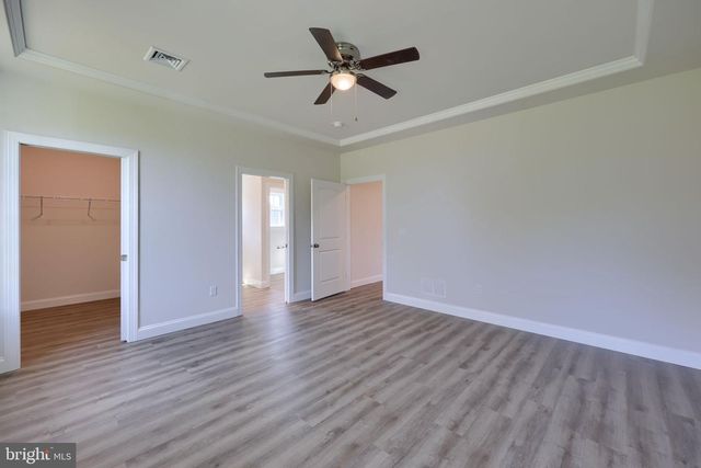 3855 COUNTRY DR, Dover, PA 17315