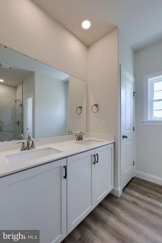 3855 COUNTRY DR, Dover, PA 17315