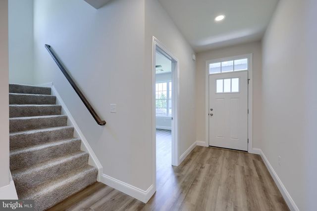 3855 COUNTRY DR, Dover, PA 17315