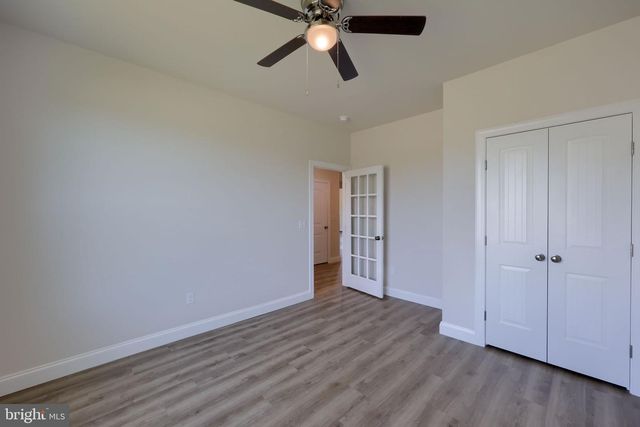 3855 COUNTRY DR, Dover, PA 17315