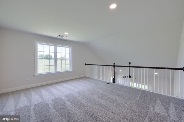 3855 COUNTRY DR, Dover, PA 17315