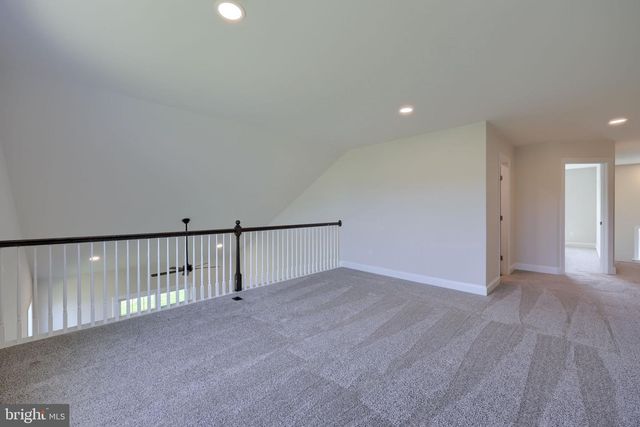 3855 COUNTRY DR, Dover, PA 17315