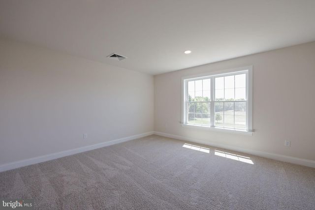3855 COUNTRY DR, Dover, PA 17315