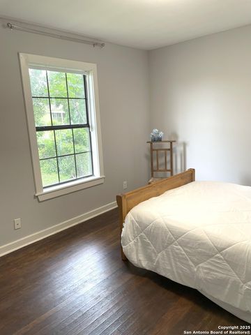 102 COLTON, San Antonio, TX 78209