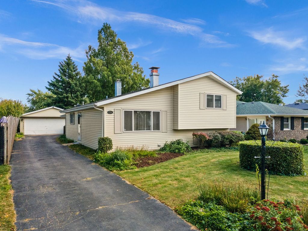 391 N Kramer Avenue, Lombard, IL 60148 — exterior