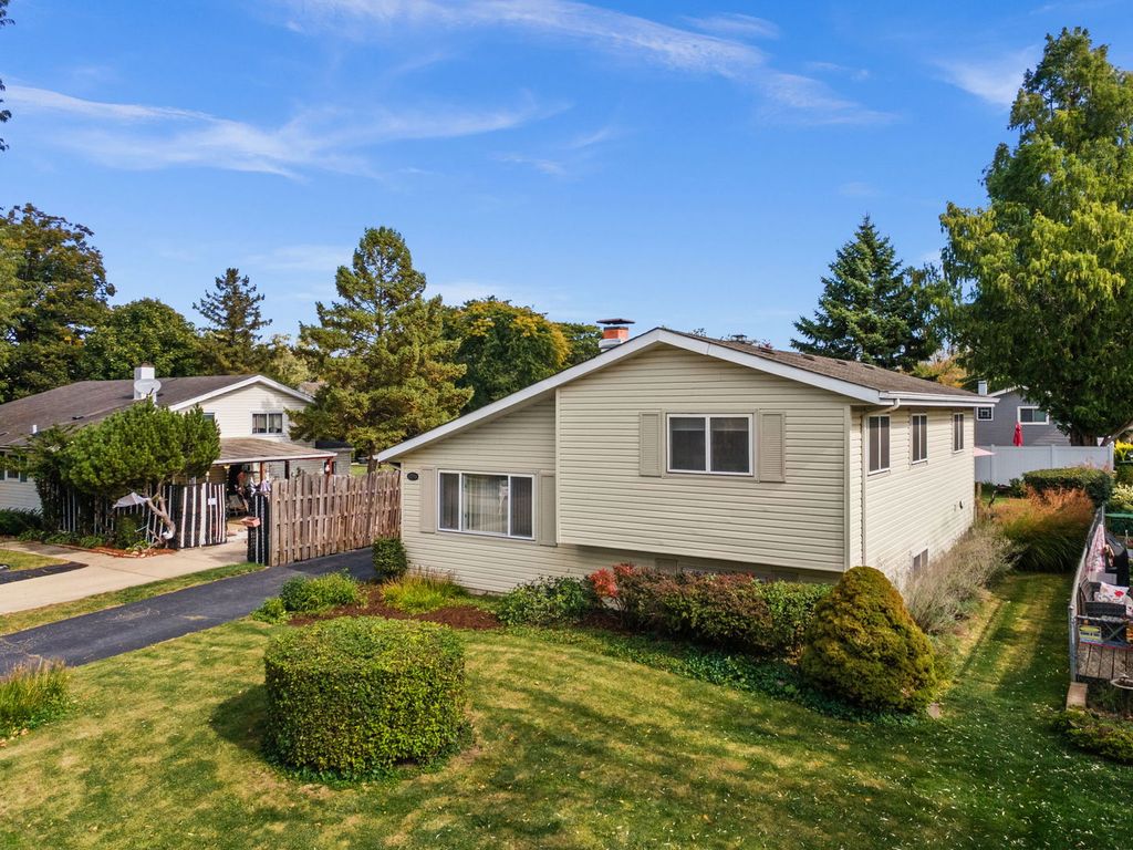 391 N Kramer Avenue, Lombard, IL 60148 — photo 3