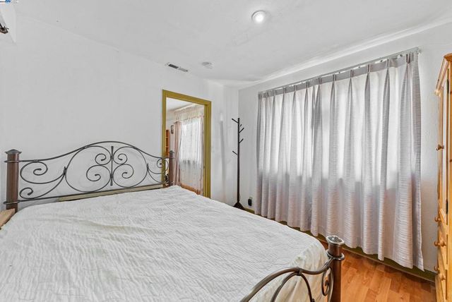 937 Helen Ave, San Leandro, CA 94577