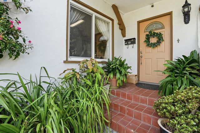 937 Helen Ave, San Leandro, CA 94577