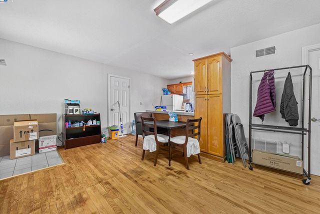 937 Helen Ave, San Leandro, CA 94577