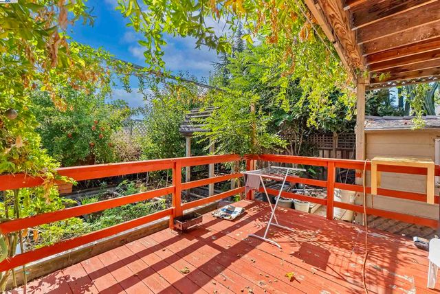 937 Helen Ave, San Leandro, CA 94577