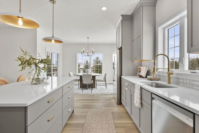 6854 Karolina Way, Sun Prairie, WI 53590