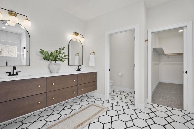 6854 Karolina Way, Sun Prairie, WI 53590