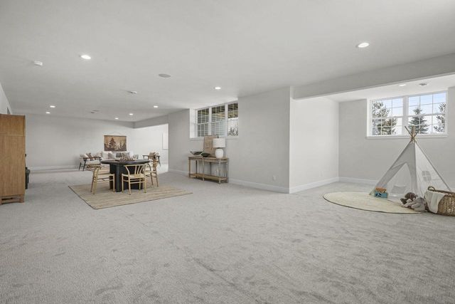 6854 Karolina Way, Sun Prairie, WI 53590