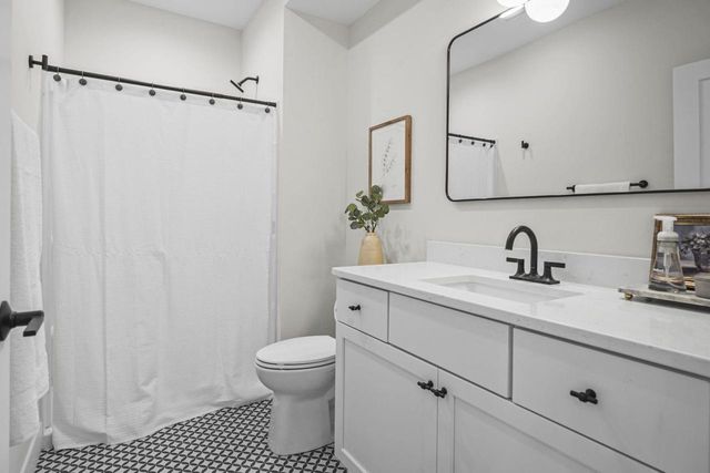 6854 Karolina Way, Sun Prairie, WI 53590