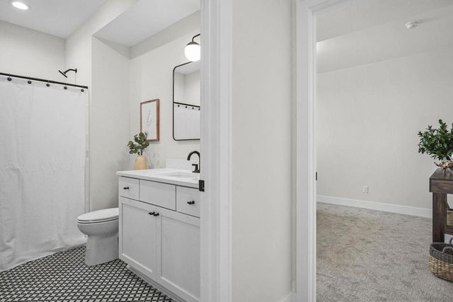 6854 Karolina Way, Sun Prairie, WI 53590