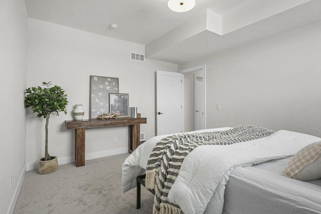 6854 Karolina Way, Sun Prairie, WI 53590