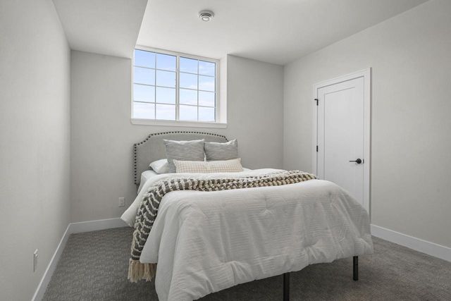 6854 Karolina Way, Sun Prairie, WI 53590