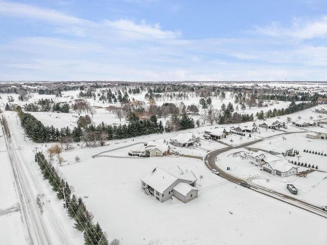 6854 Karolina Way, Sun Prairie, WI 53590