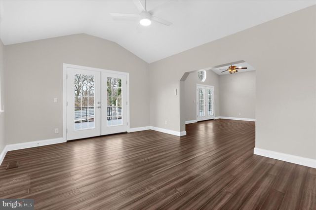 7719 SUITT DR, Pasadena, MD 21122