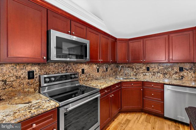 7719 SUITT DR, Pasadena, MD 21122