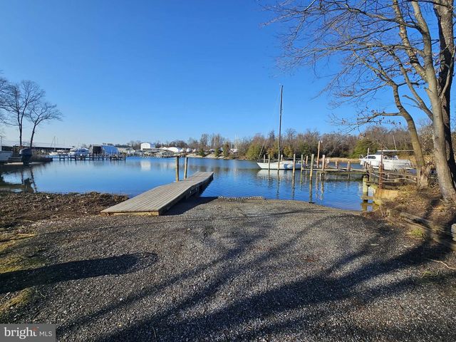 7719 SUITT DR, Pasadena, MD 21122