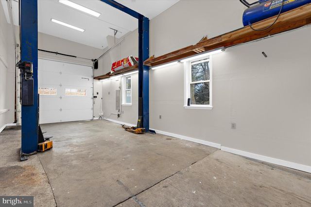7719 SUITT DR, Pasadena, MD 21122