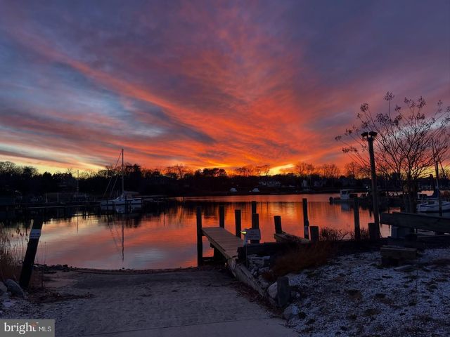 7719 SUITT DR, Pasadena, MD 21122