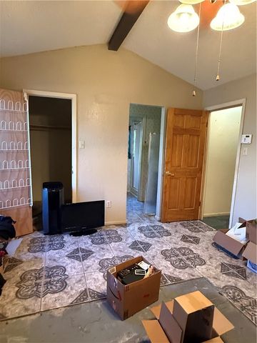 3414 Crest Lake Dr, Corpus Christi, TX 78415