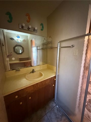 3414 Crest Lake Dr, Corpus Christi, TX 78415