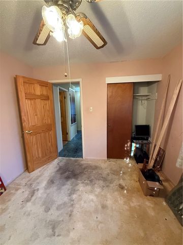 3414 Crest Lake Dr, Corpus Christi, TX 78415
