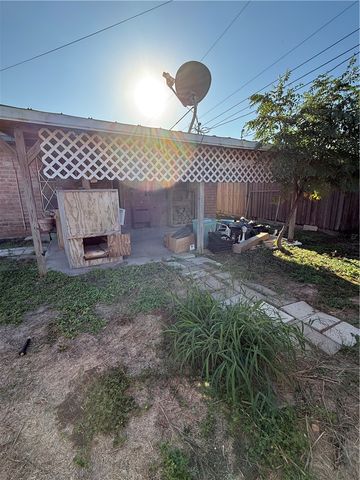 3414 Crest Lake Dr, Corpus Christi, TX 78415