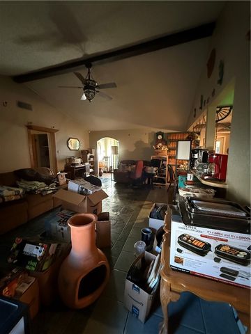 3414 Crest Lake Dr, Corpus Christi, TX 78415