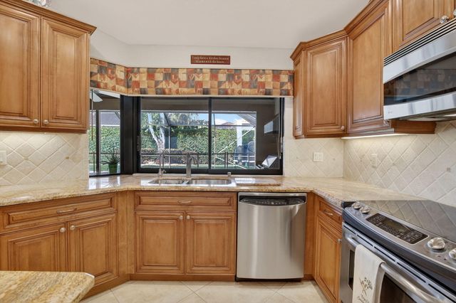 4944 NW 97th Drive, Coral Springs, FL 33076