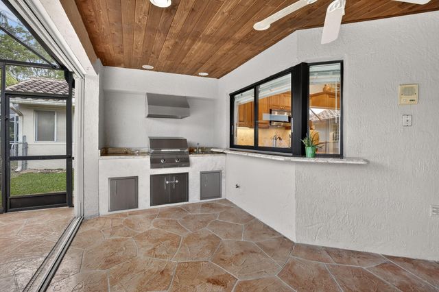 4944 NW 97th Drive, Coral Springs, FL 33076