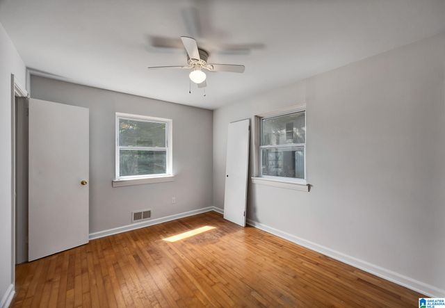 4 21ST AVENUE NW, Center Point, AL 35215