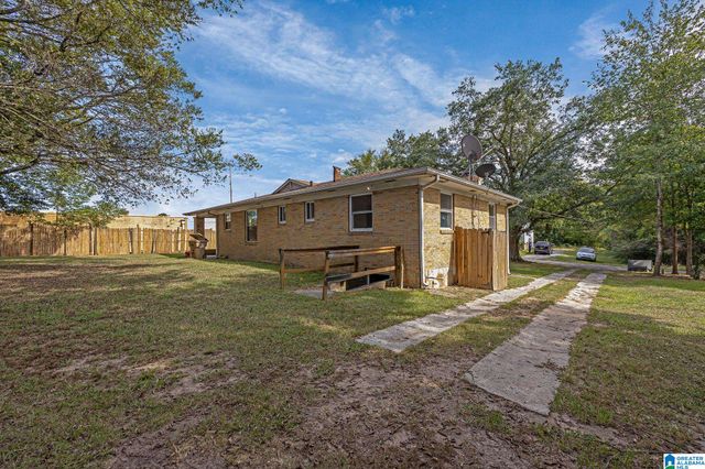 4 21ST AVENUE NW, Center Point, AL 35215