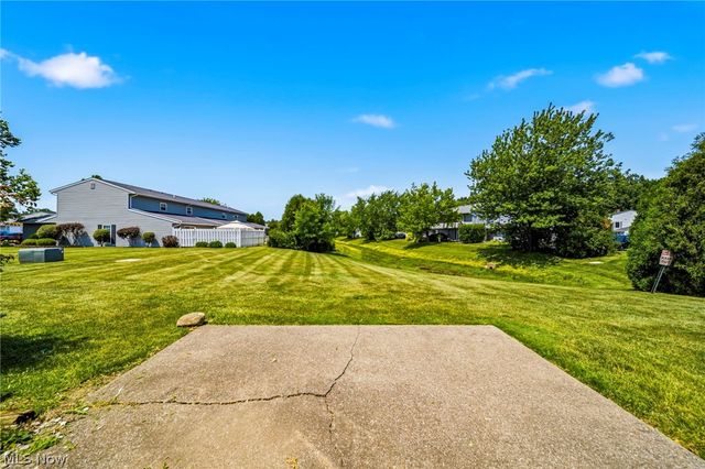 6824 Beacon Drive D, Mentor, OH 44060