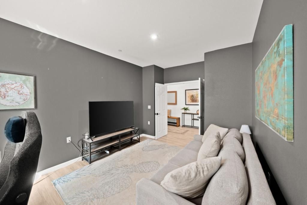 Image 25 of property listing at 9264 Odyssey Circle, Elk Grove, CA 95624