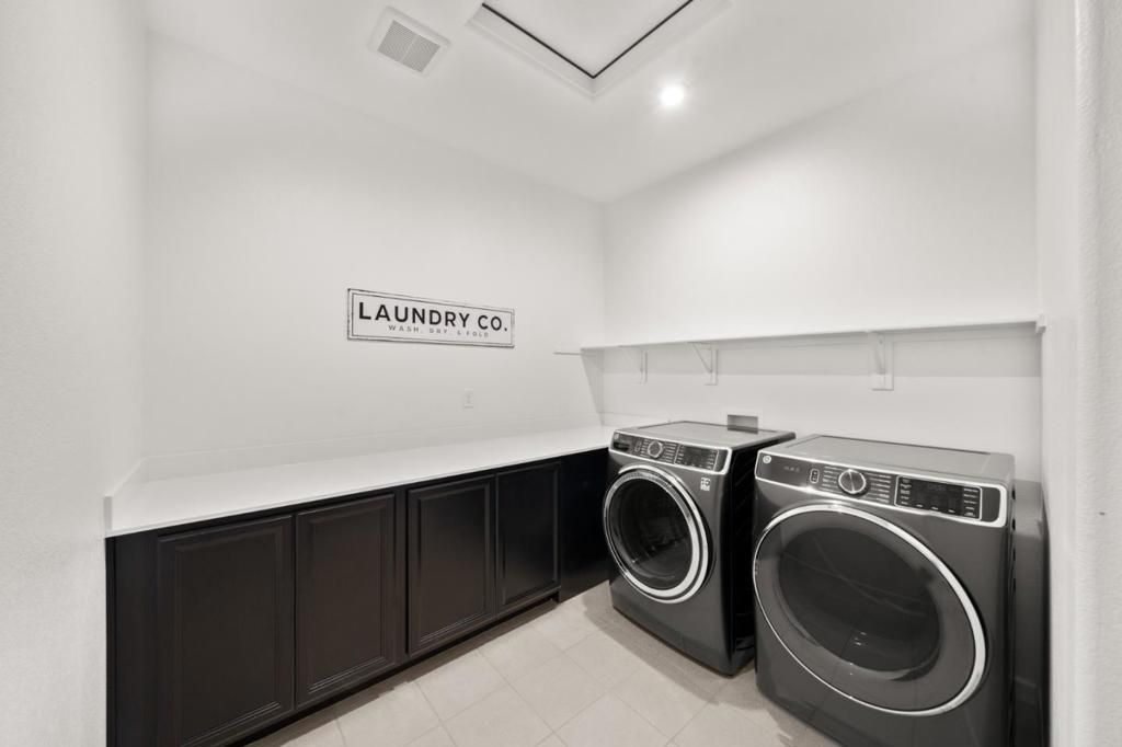 Image 26 of property listing at 9264 Odyssey Circle, Elk Grove, CA 95624