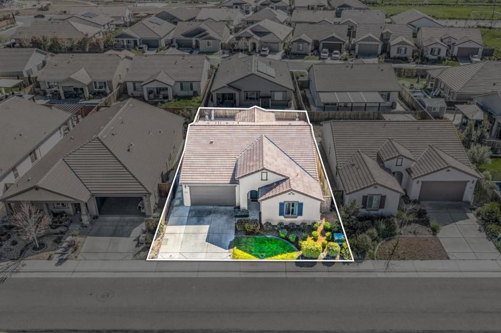 Image 37 of property listing at 9264 Odyssey Circle, Elk Grove, CA 95624