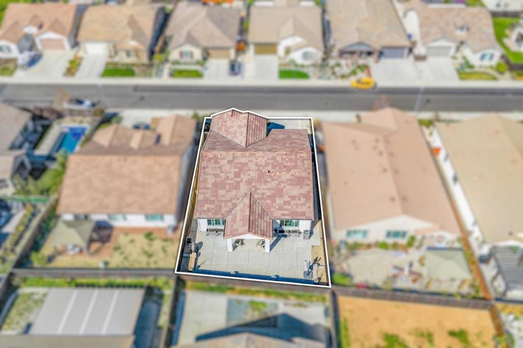 Image 38 of property listing at 9264 Odyssey Circle, Elk Grove, CA 95624